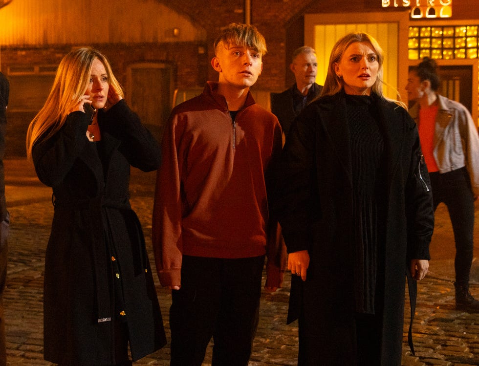 sarah barlow, max turner, bethany platt, coronation street