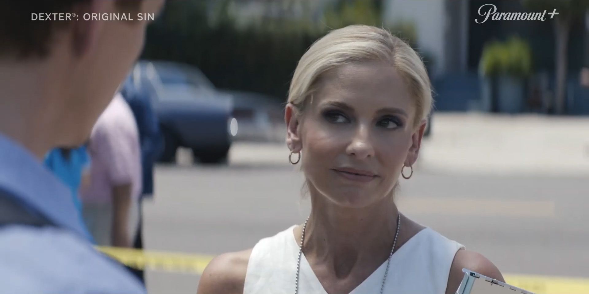 Sarah Michelle Gellar inspects a crime scene in Dexter: Original Sin trailer