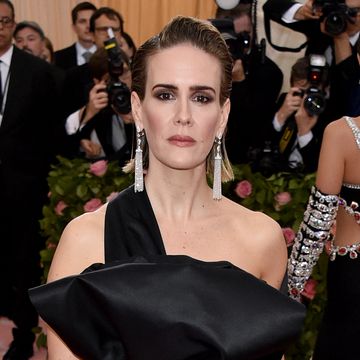 sarah paulson attends the 2019 met gala celebrating camp notes on fashion