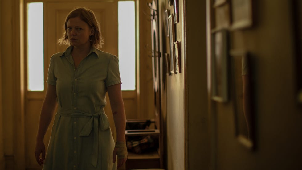 Sarah Snook di Run Rabbit Run sarah snook dalam lari kelinci lari