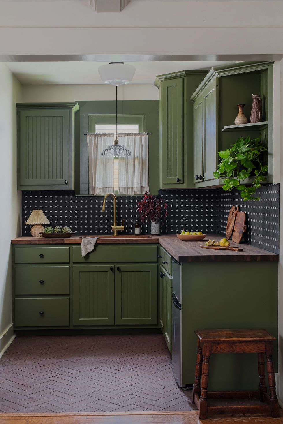Essential Elements of a Classic Kitchen Design
