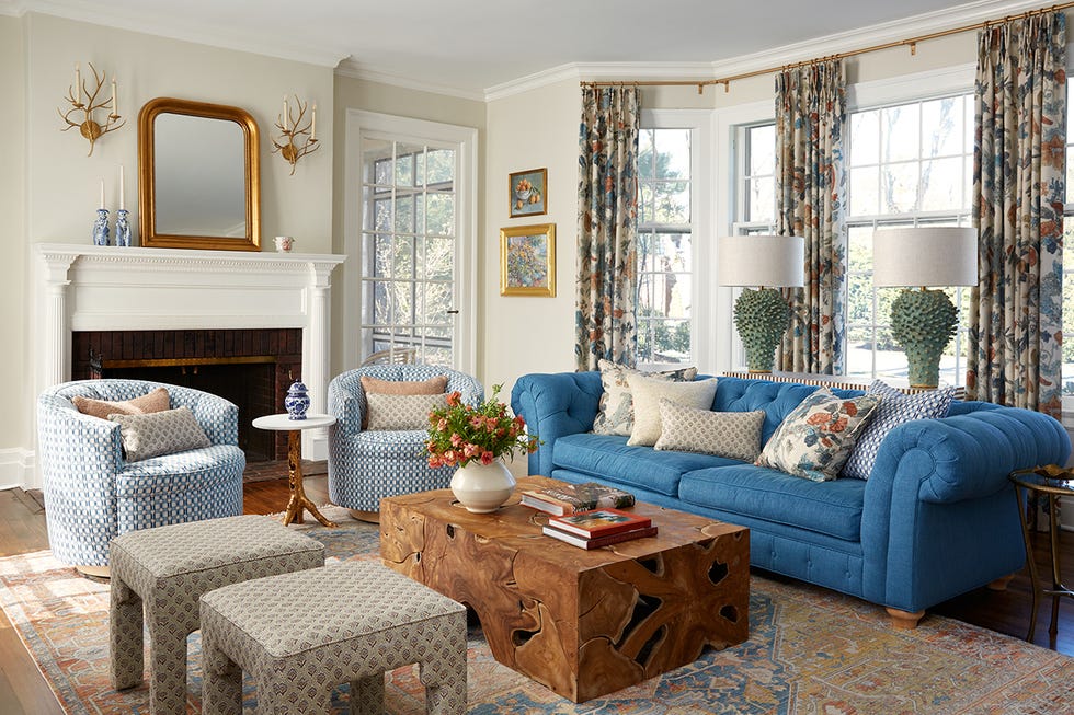 Living room with fireplace