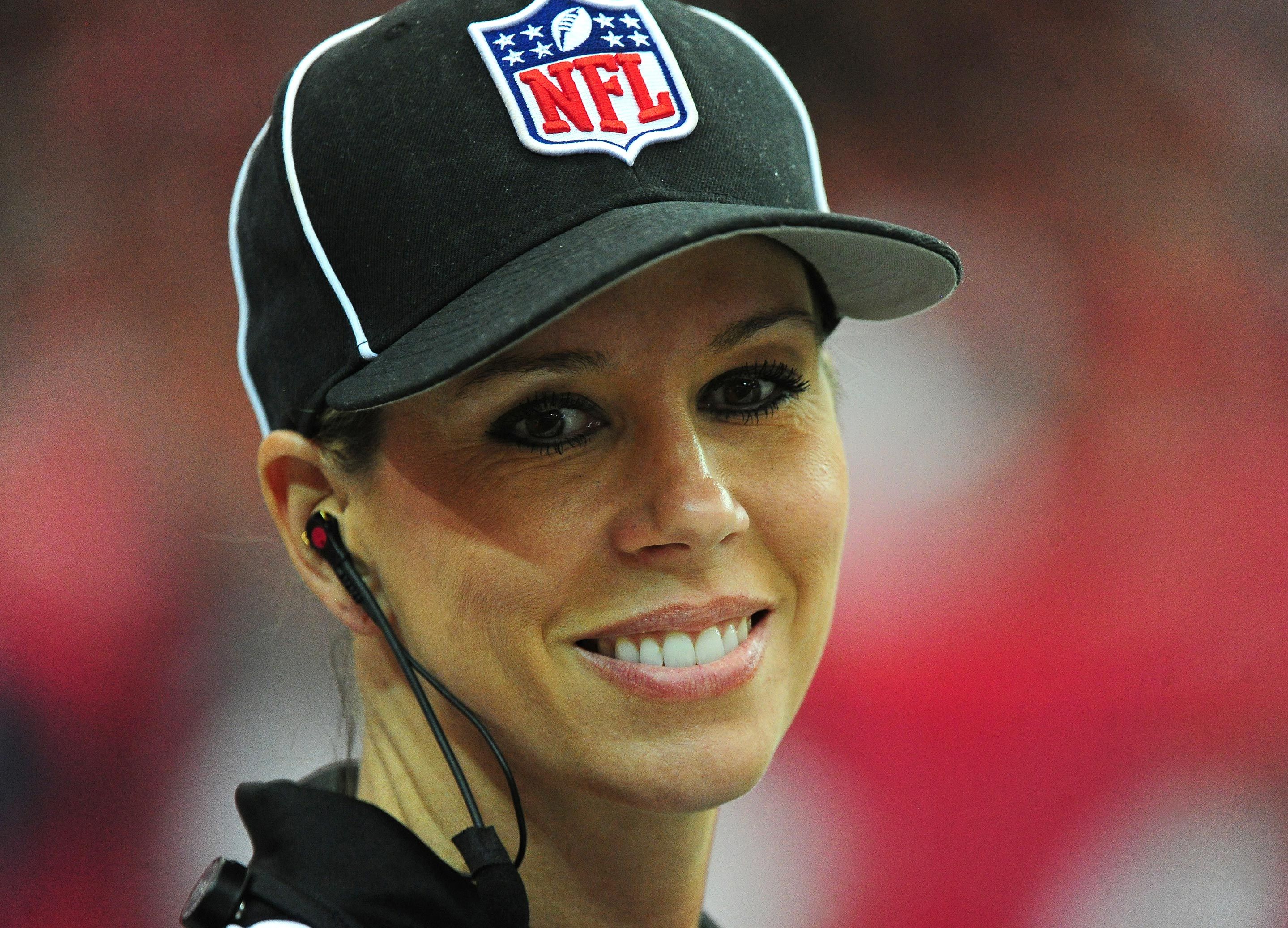 NFL makes Sarah Thomas first full-time female official