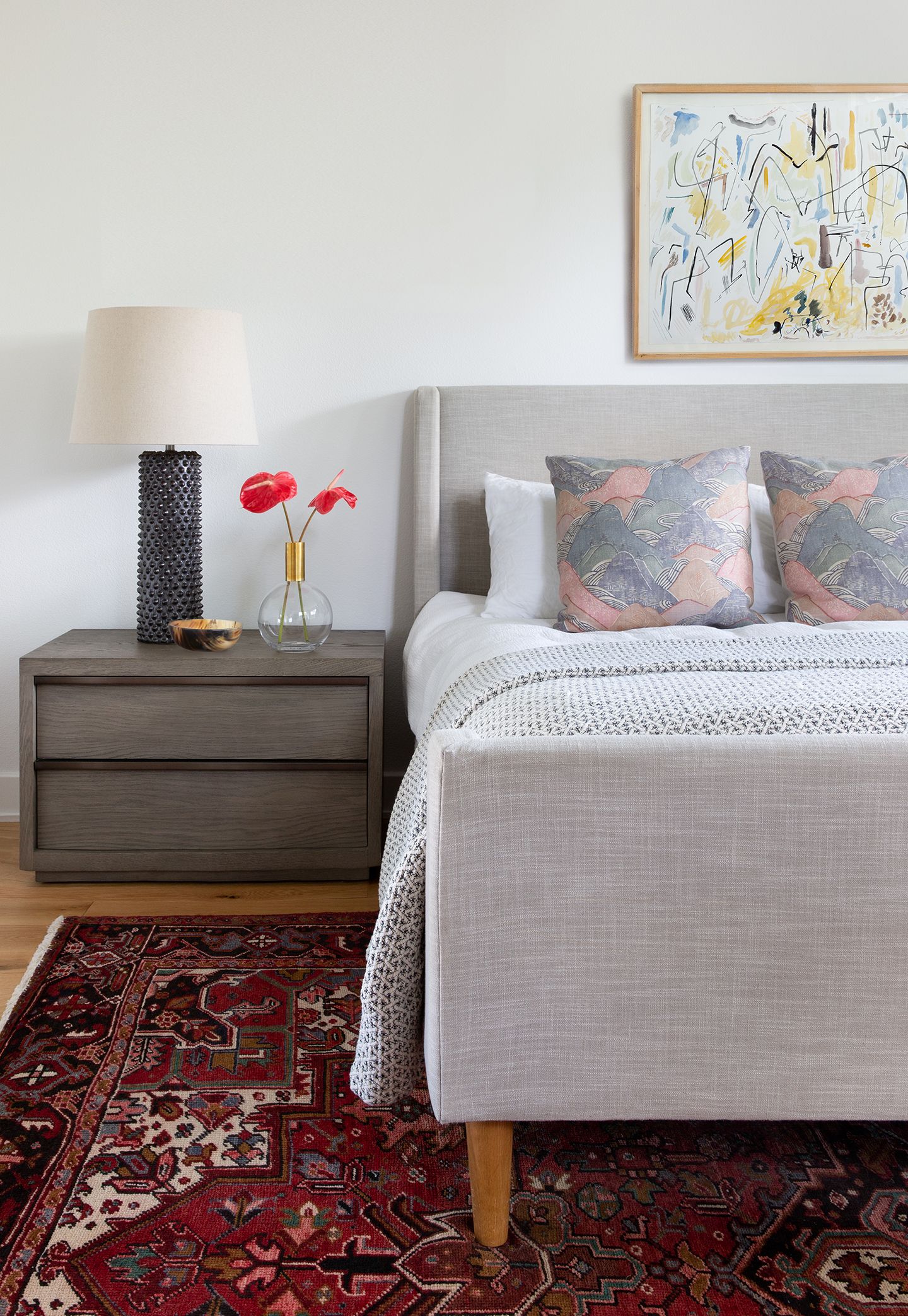 How to Refresh Your Bedroom with Affordable Vintage Decorating