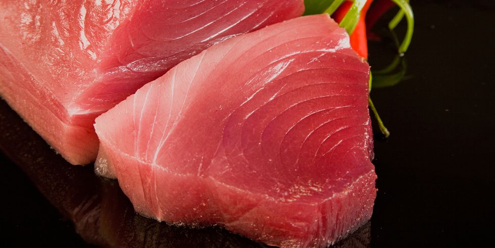 sashimi tuna