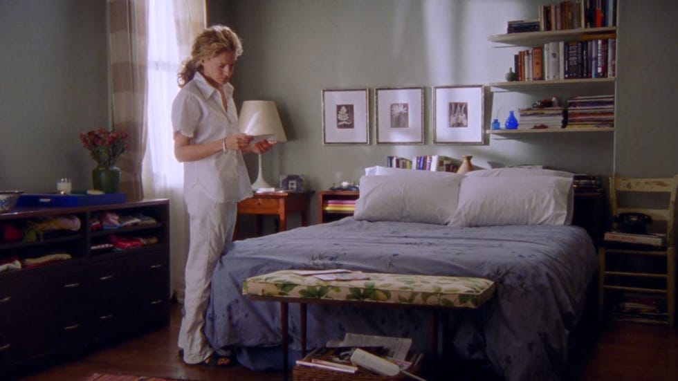 carrie bradshaw apartment