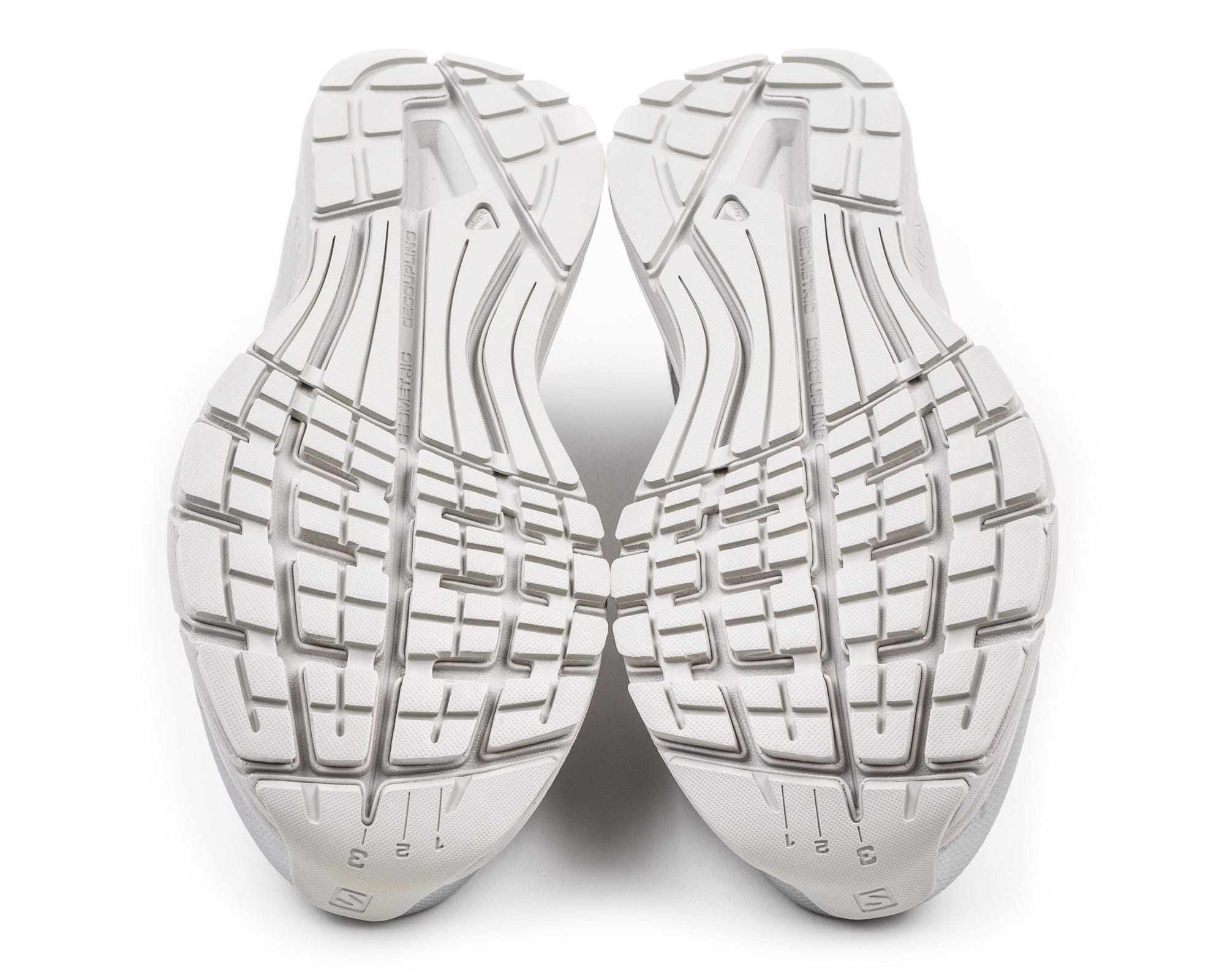 Satisfy X Salomon Sonic RA Max