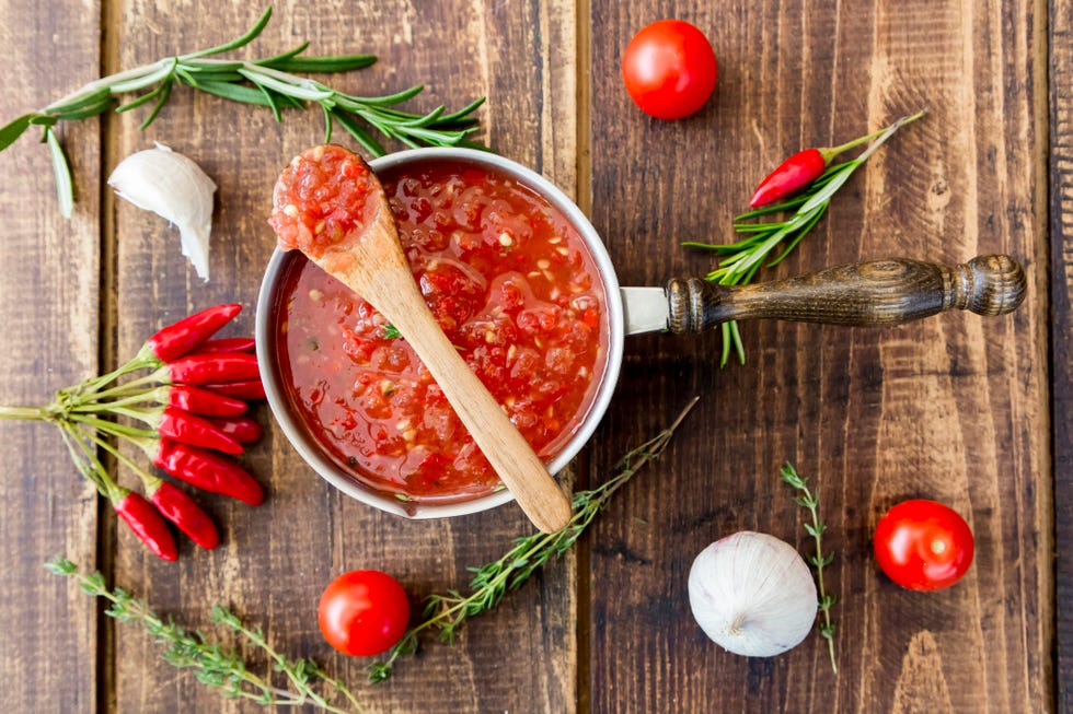 Descubre el secreto de la salsa de tomate perfecta en tu freidora de aire 11 Moncloa Entre los platos más deliciosos con salsa de tomate casera