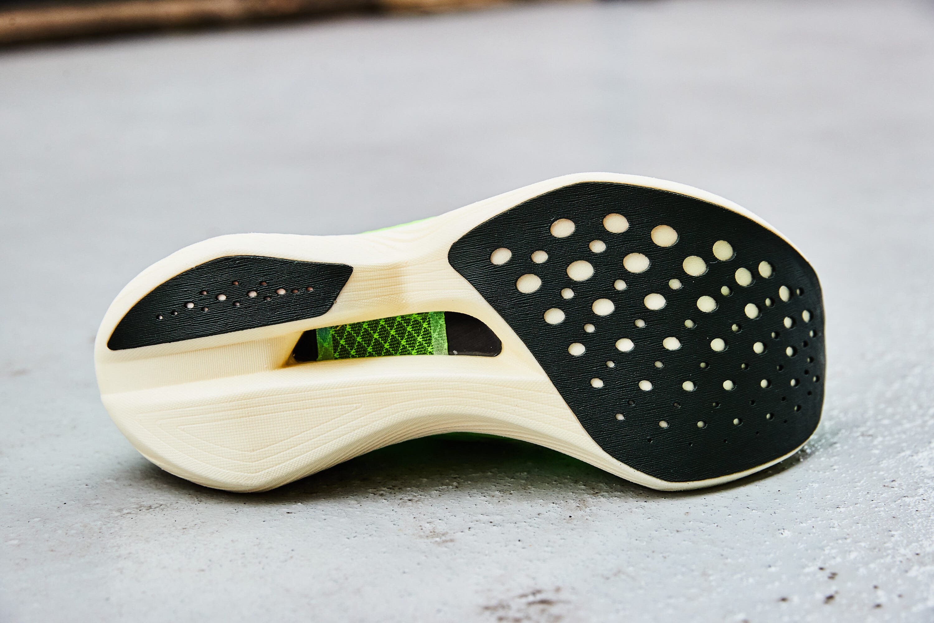 saucony endorphin elite