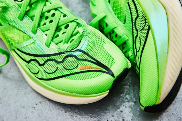 saucony endorphin elite