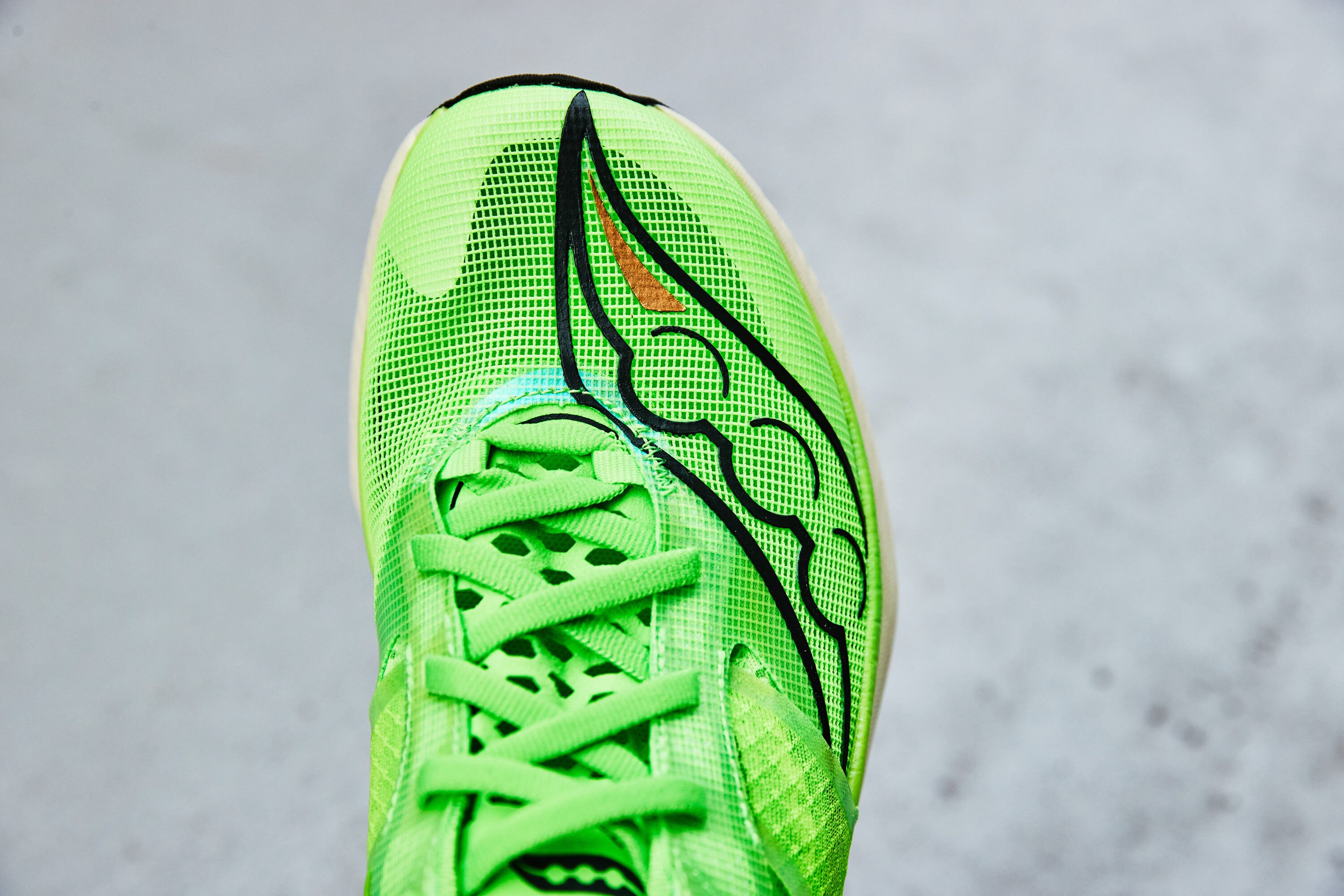 saucony endorphin elite