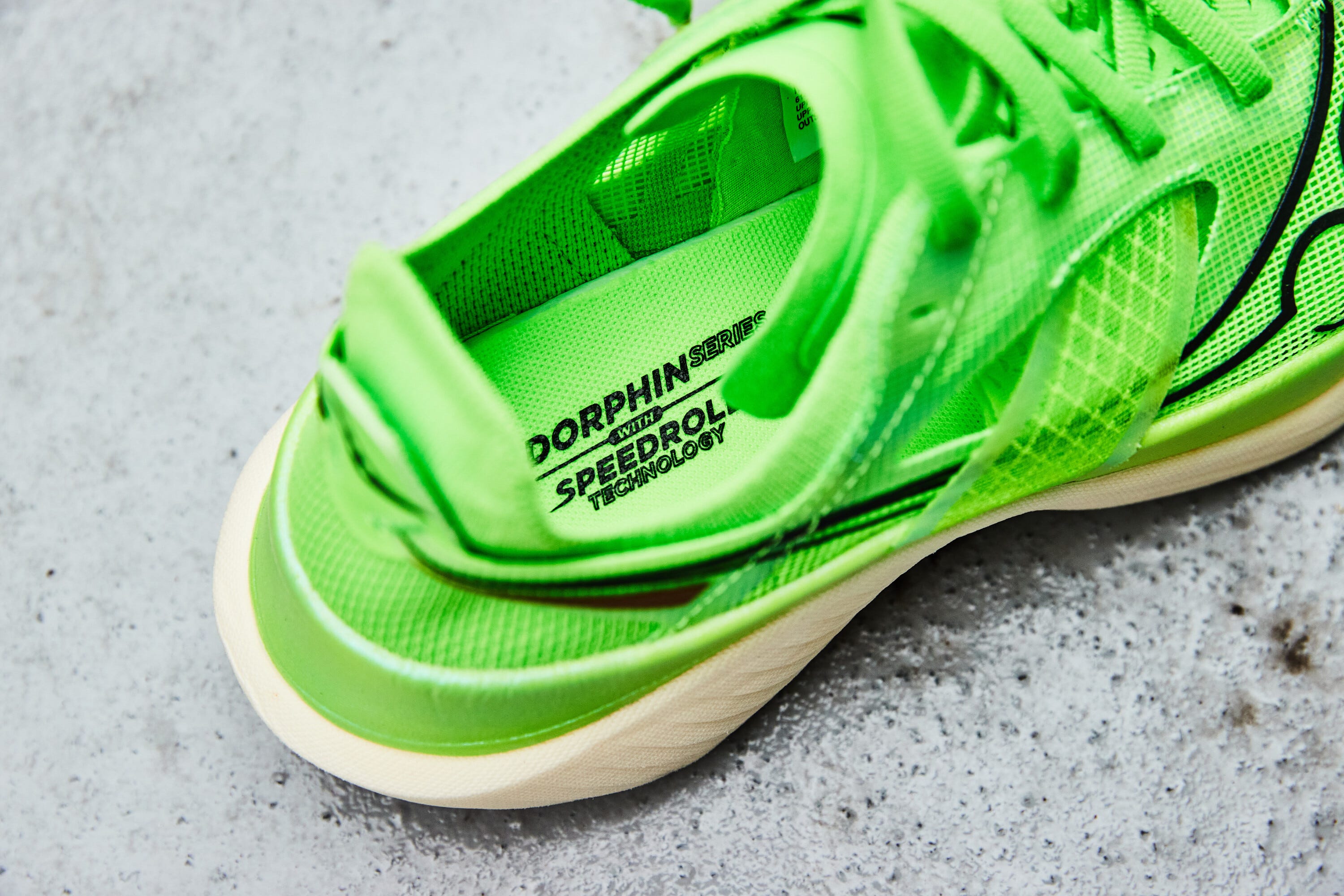 saucony endorphin elite