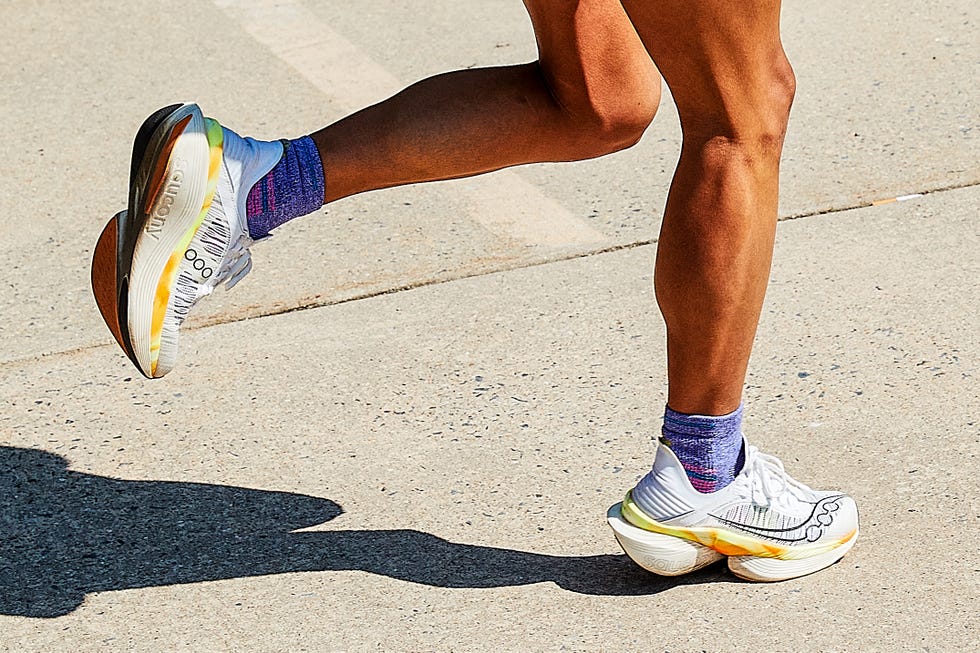 saucony endorphin elite 2