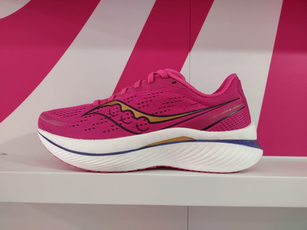 saucony endorphin speed 3