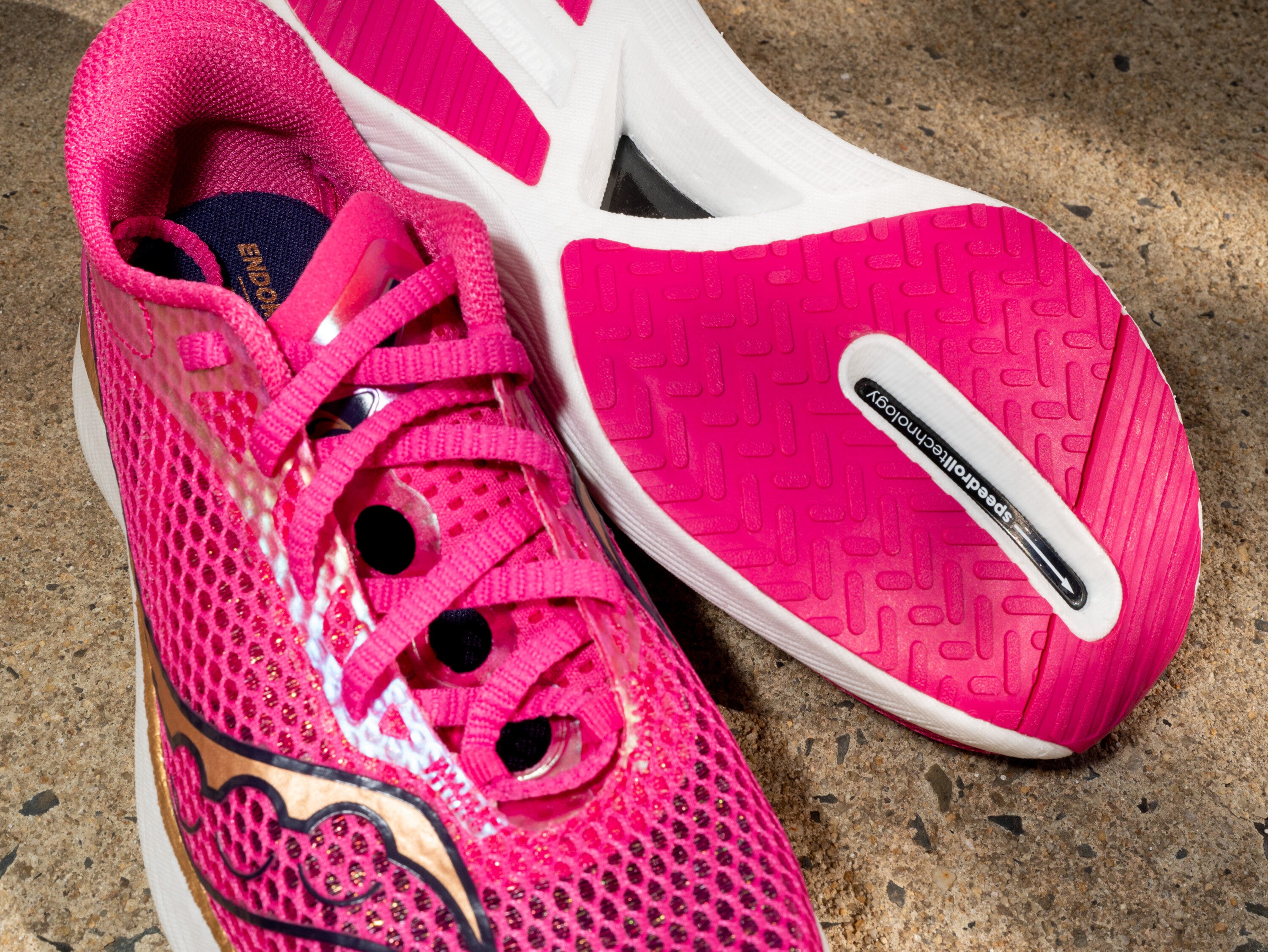 saucony endorphin pro 3