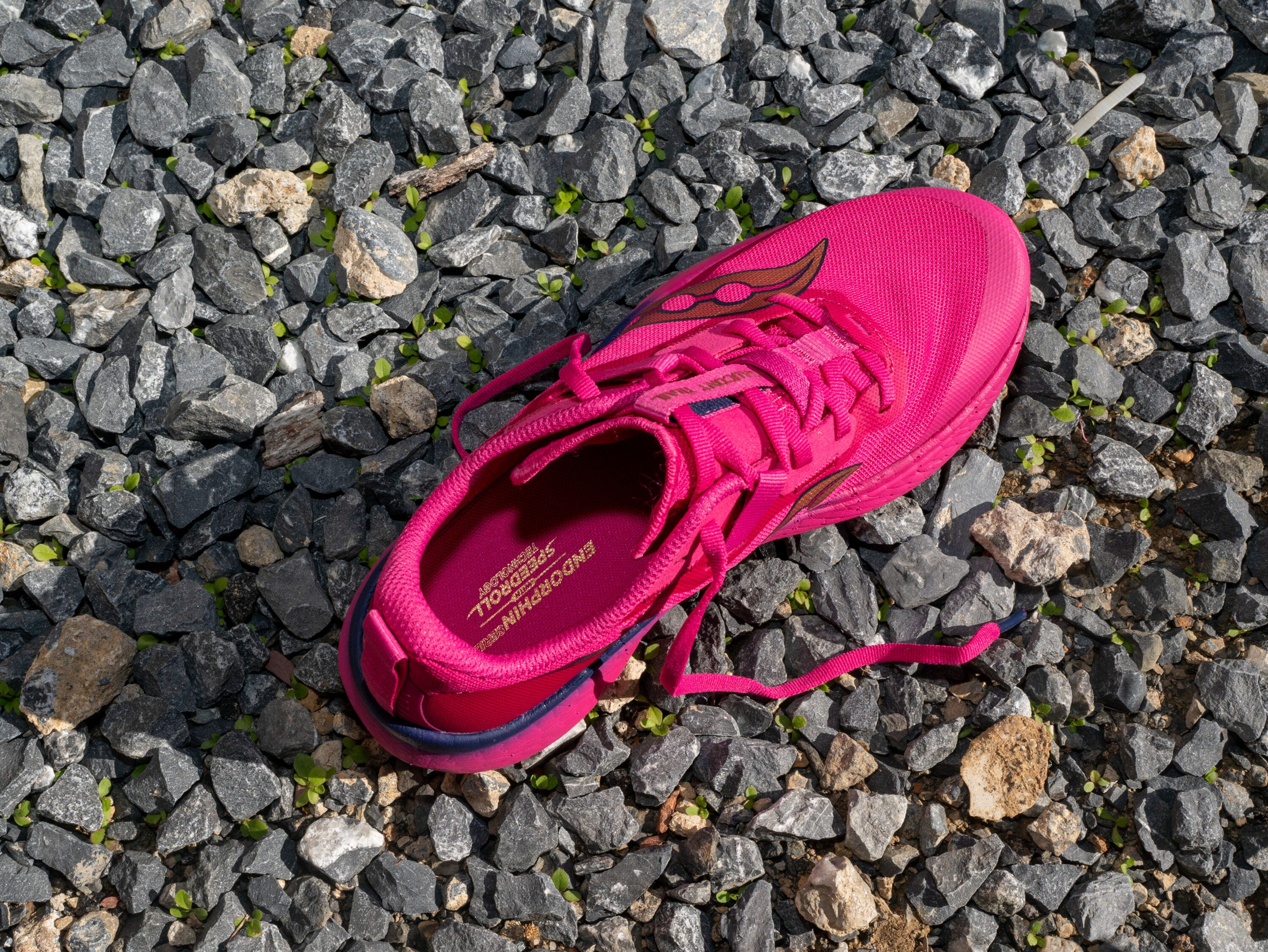 saucony endorphin edge