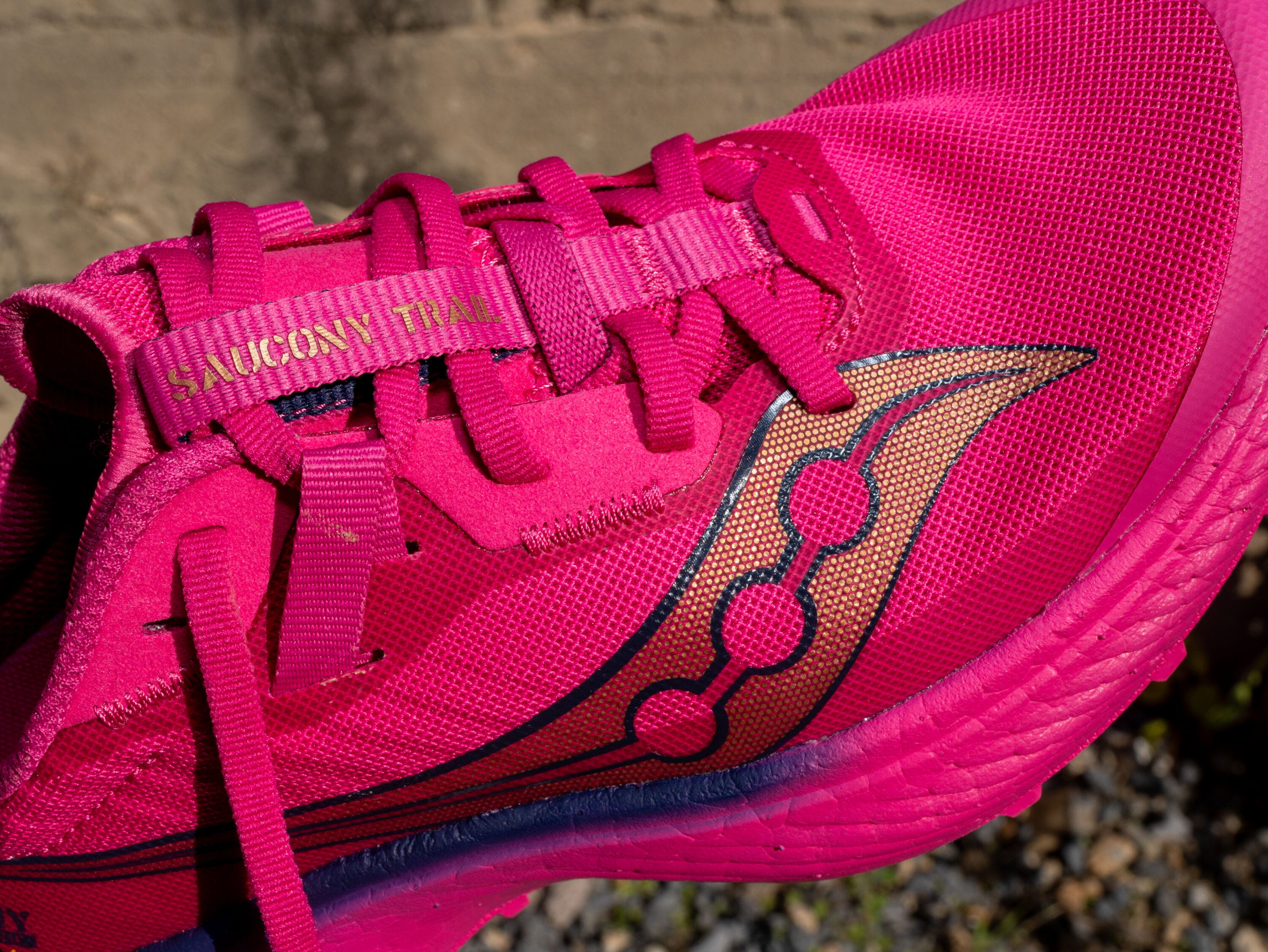 saucony endorphin edge