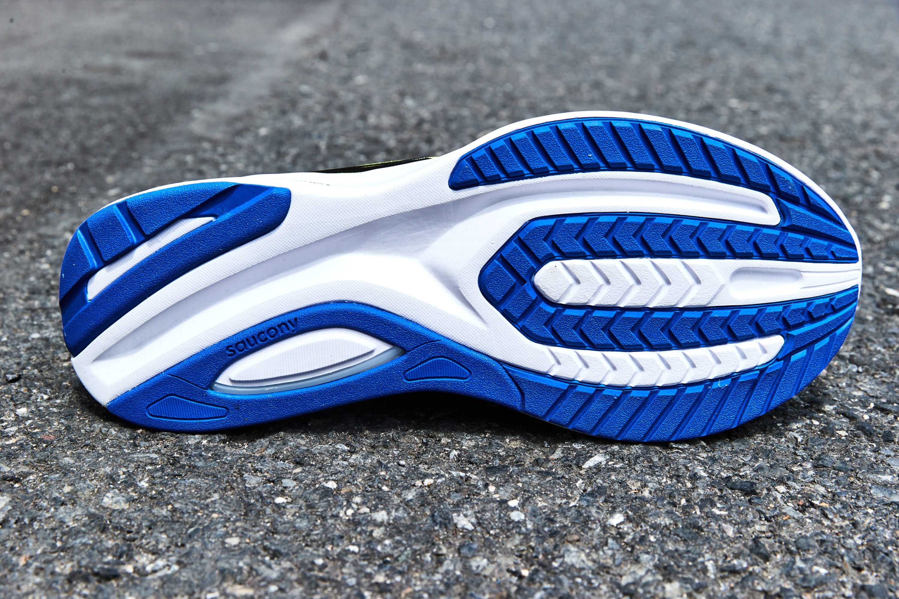 saucony guide 15