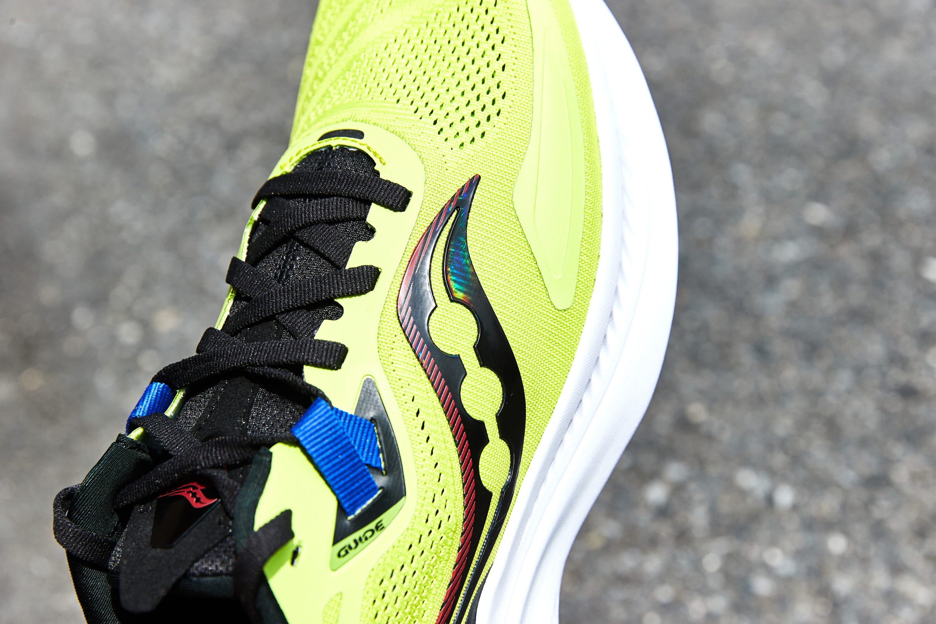 saucony guide 15