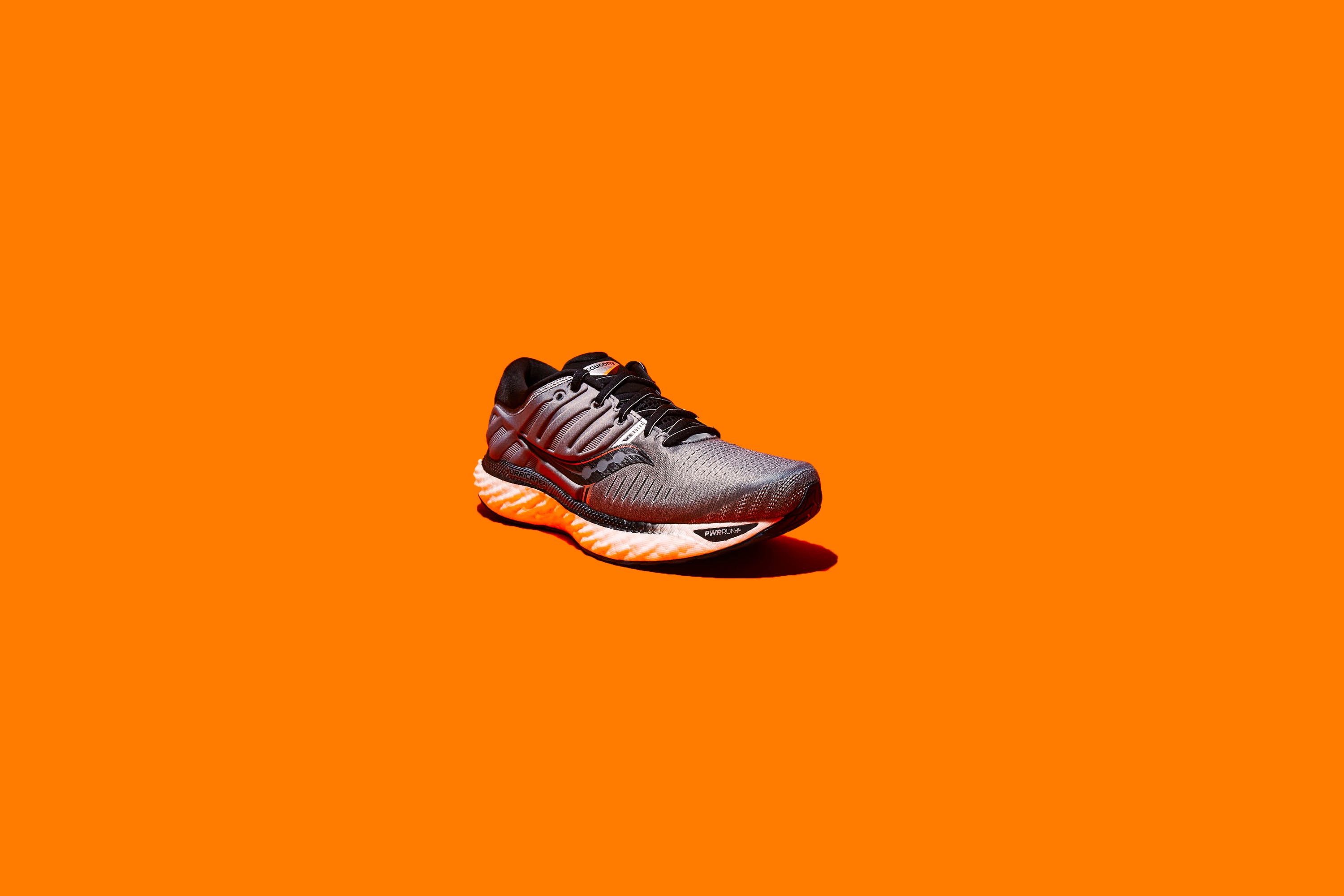 saucony hurricane 22