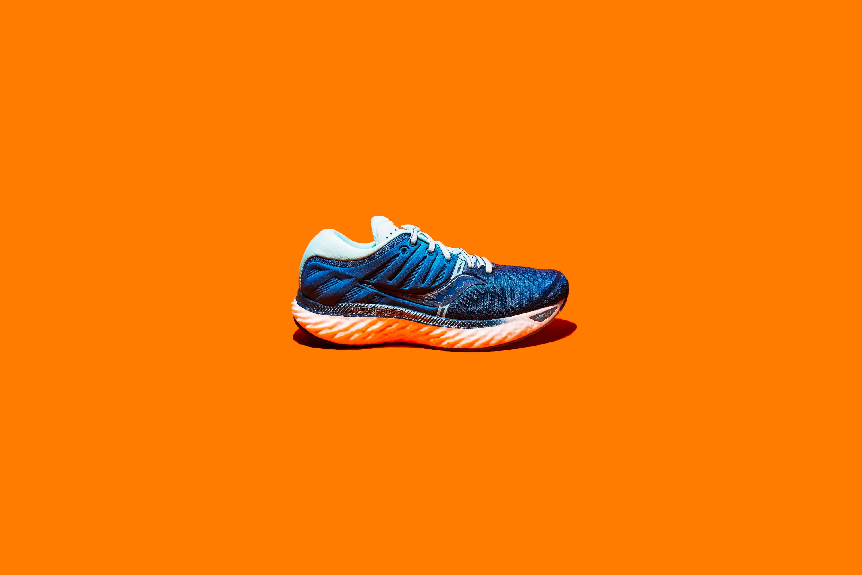 saucony hurricane 22