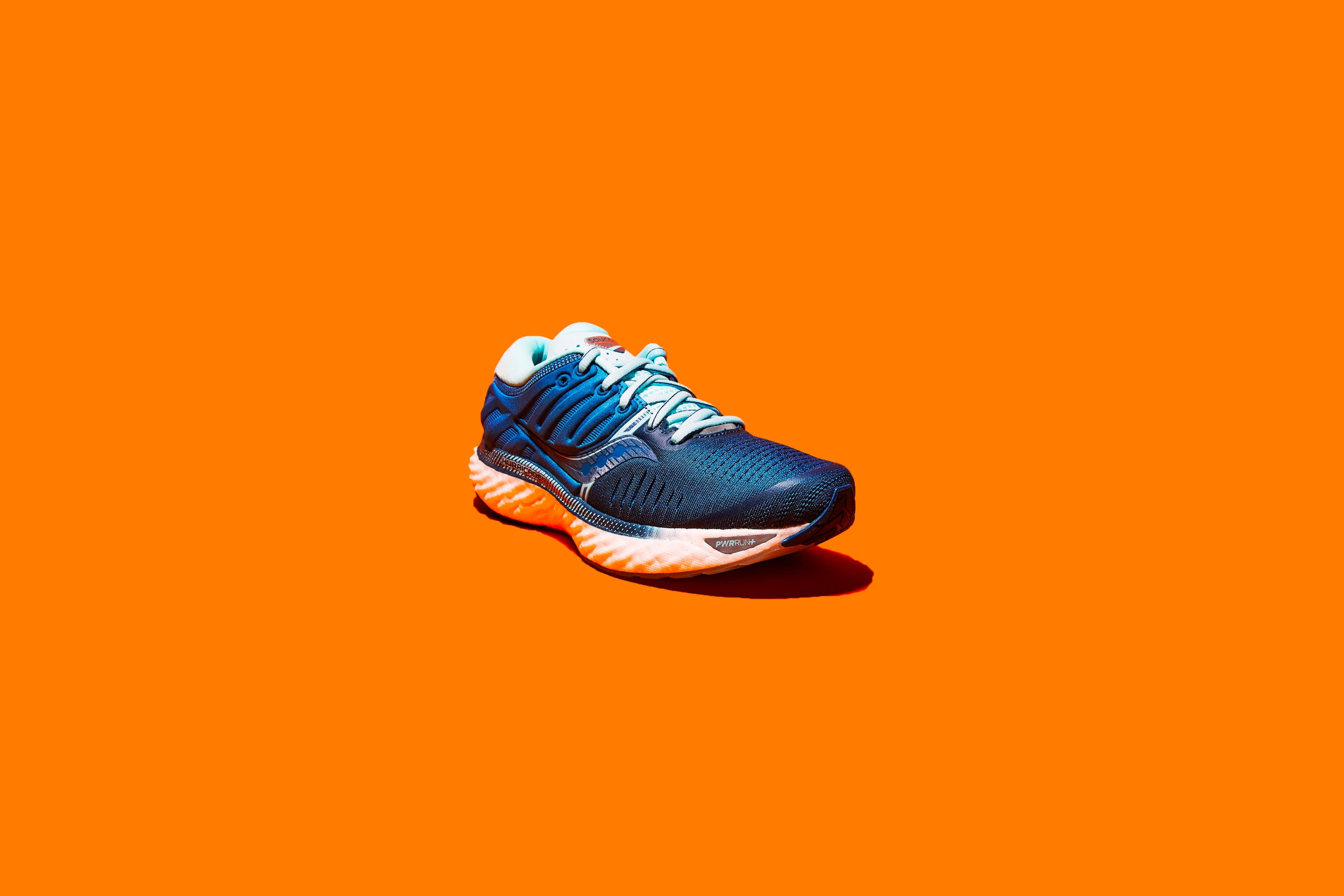 saucony hurricane 22
