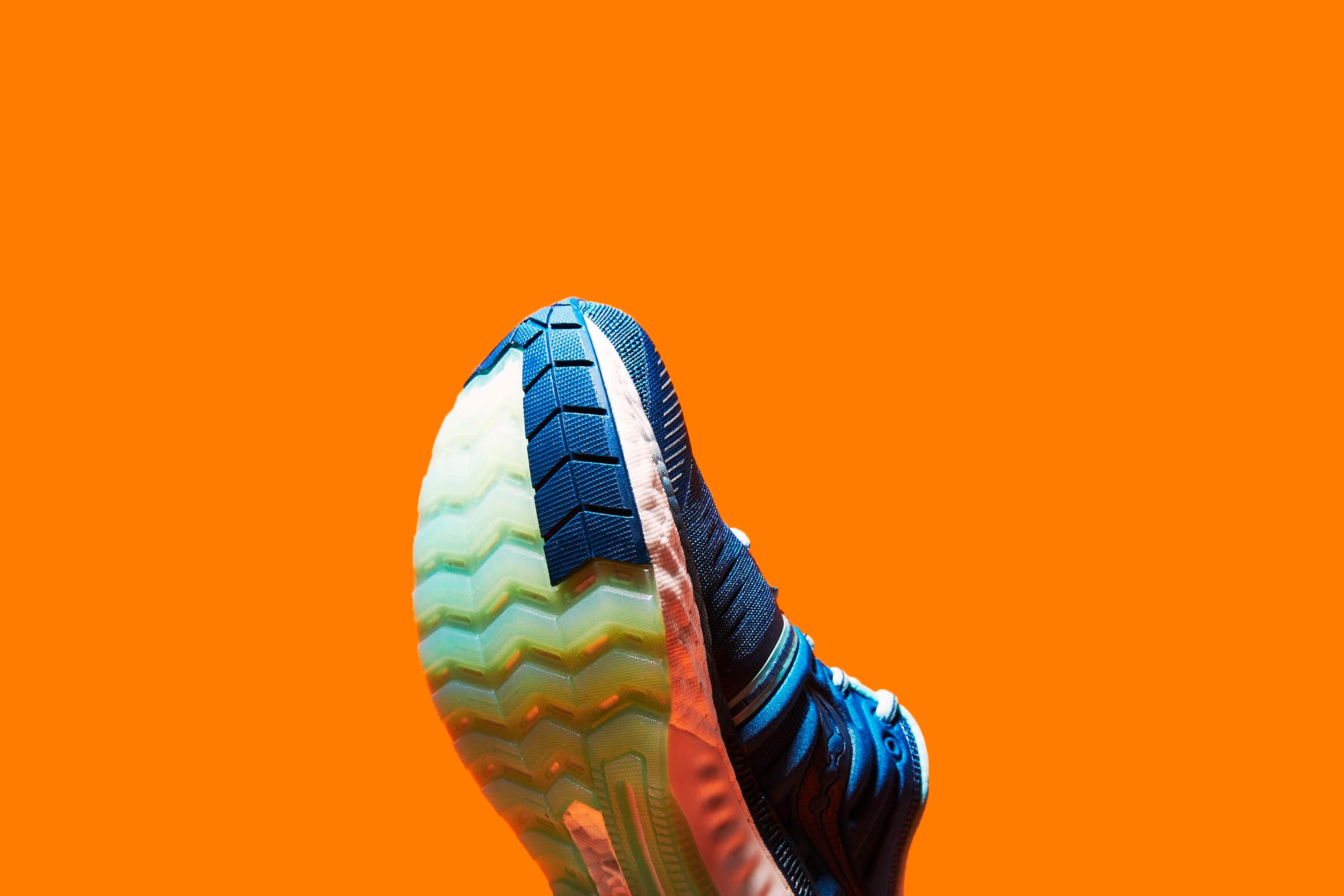 saucony hurricane 22