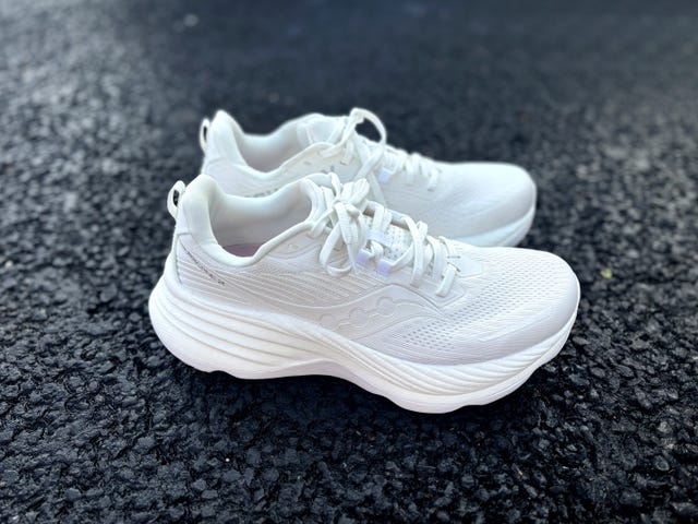 saucony hurricane 24