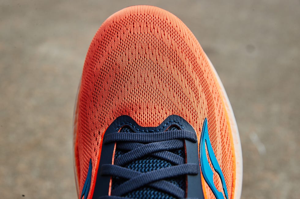 saucony tempus 2