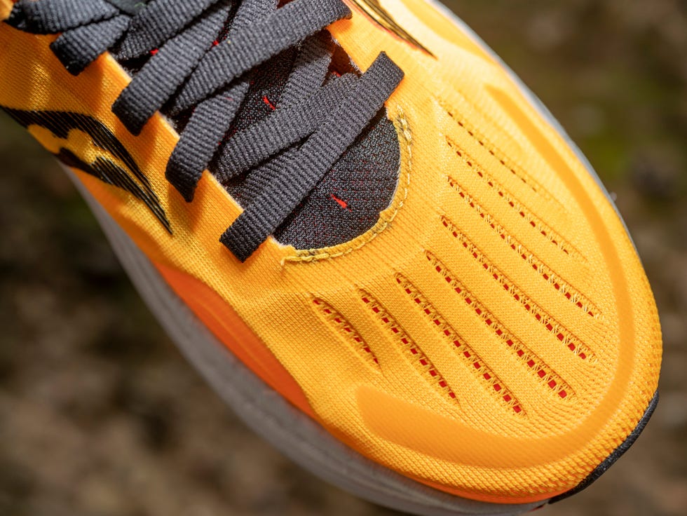 saucony tempus