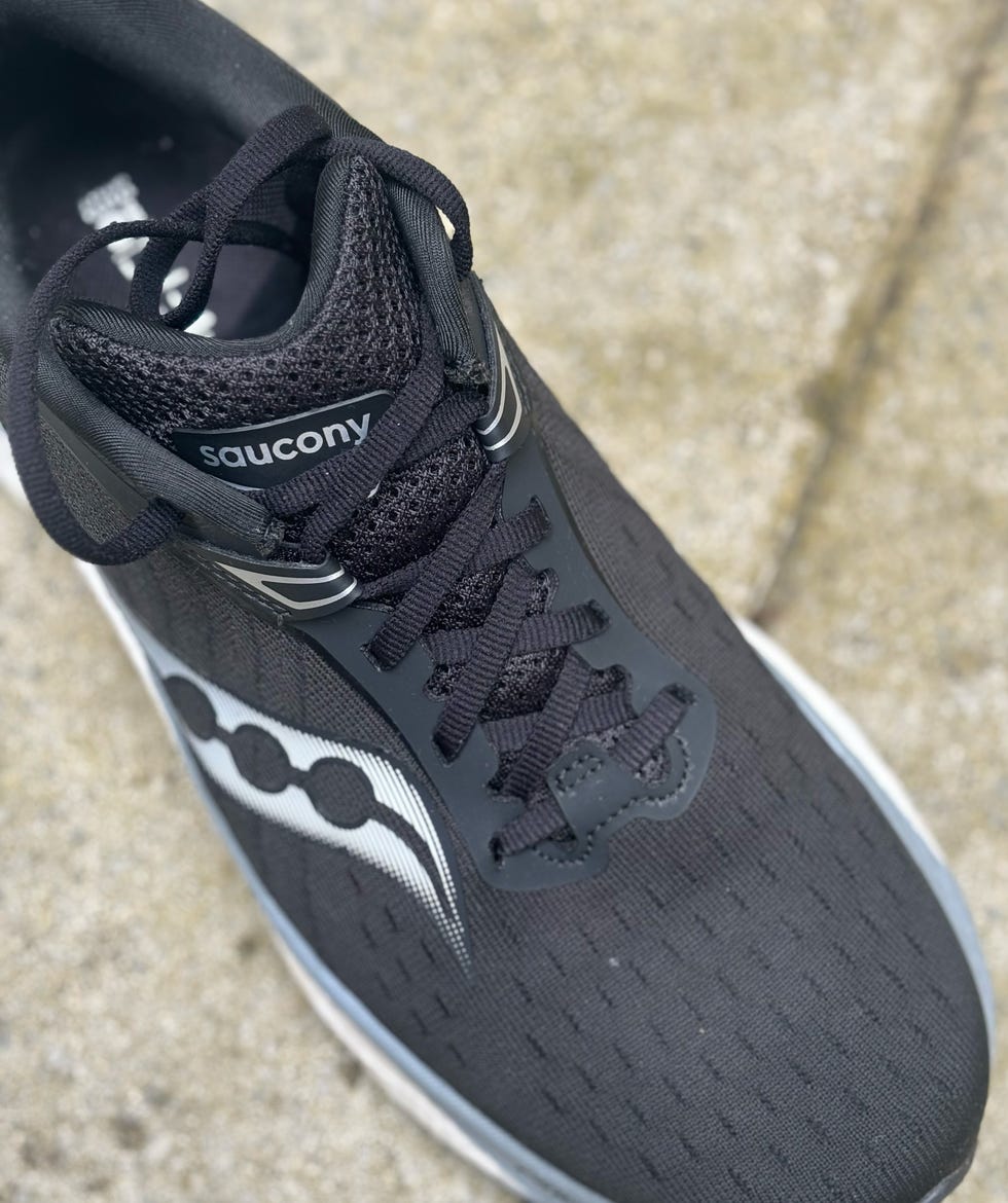 saucony triumph 22