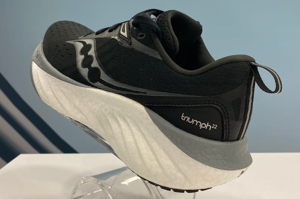 saucony triumph 22