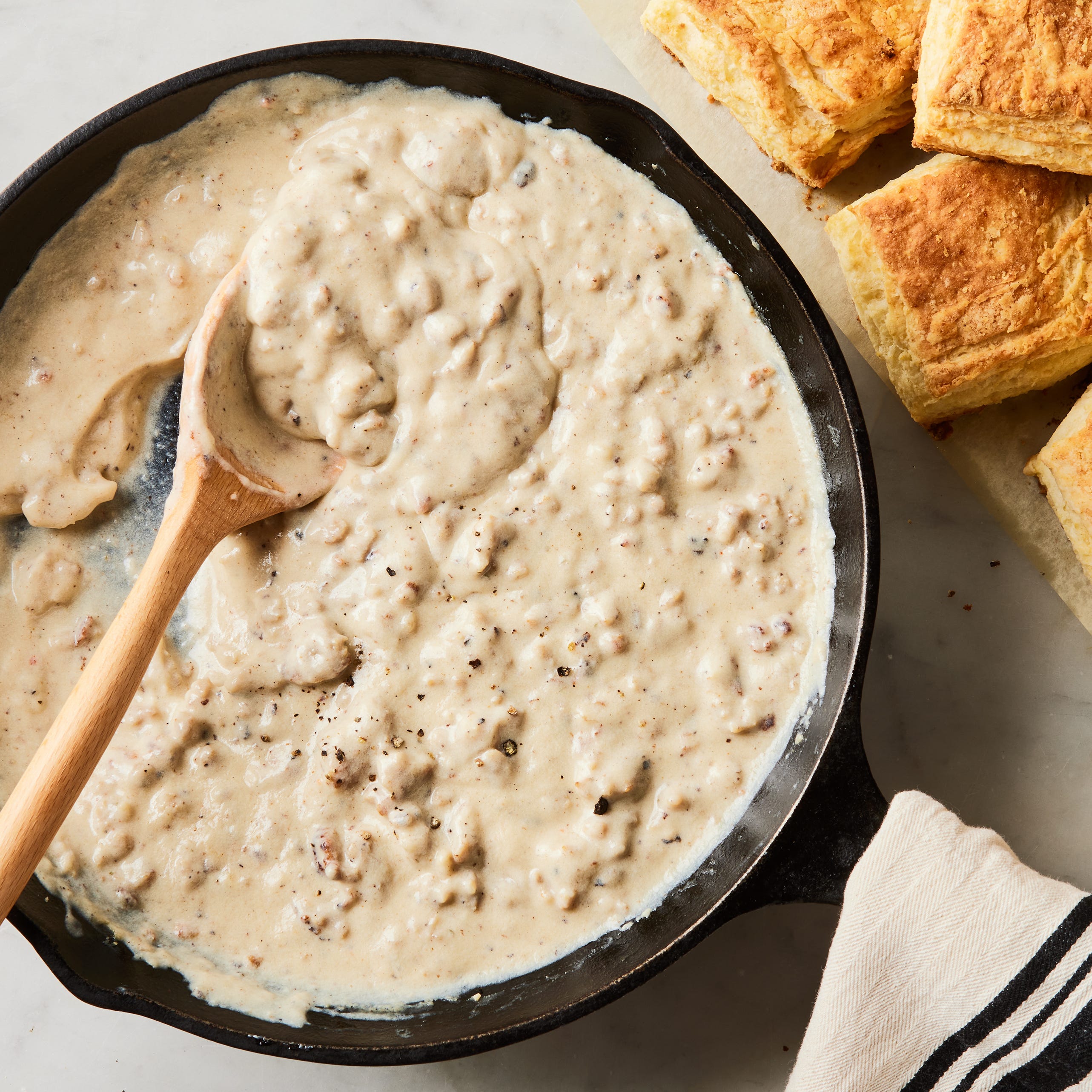 Best Sausage Gravy Recipe - How To Make Sausage Gravy