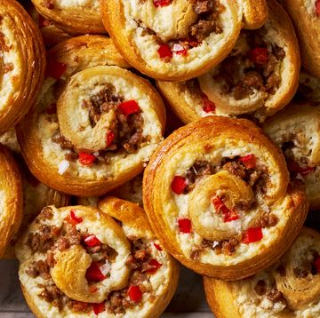 sausage pinwheels with cream cheese red bell pepper and garlic