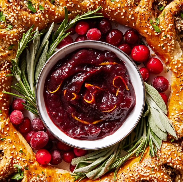 Whole Foods's Holiday Menu is Back and Here's What You Can Get