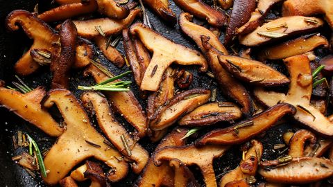 preview for Sautéed Garlic Rosemary Mushrooms Are Super Easy-Going