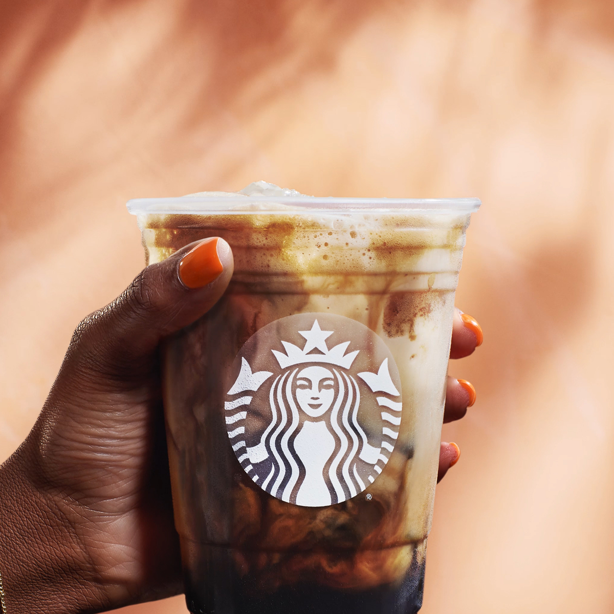 Six grande cold coffee drinks under 200 calories - Starbucks Stories