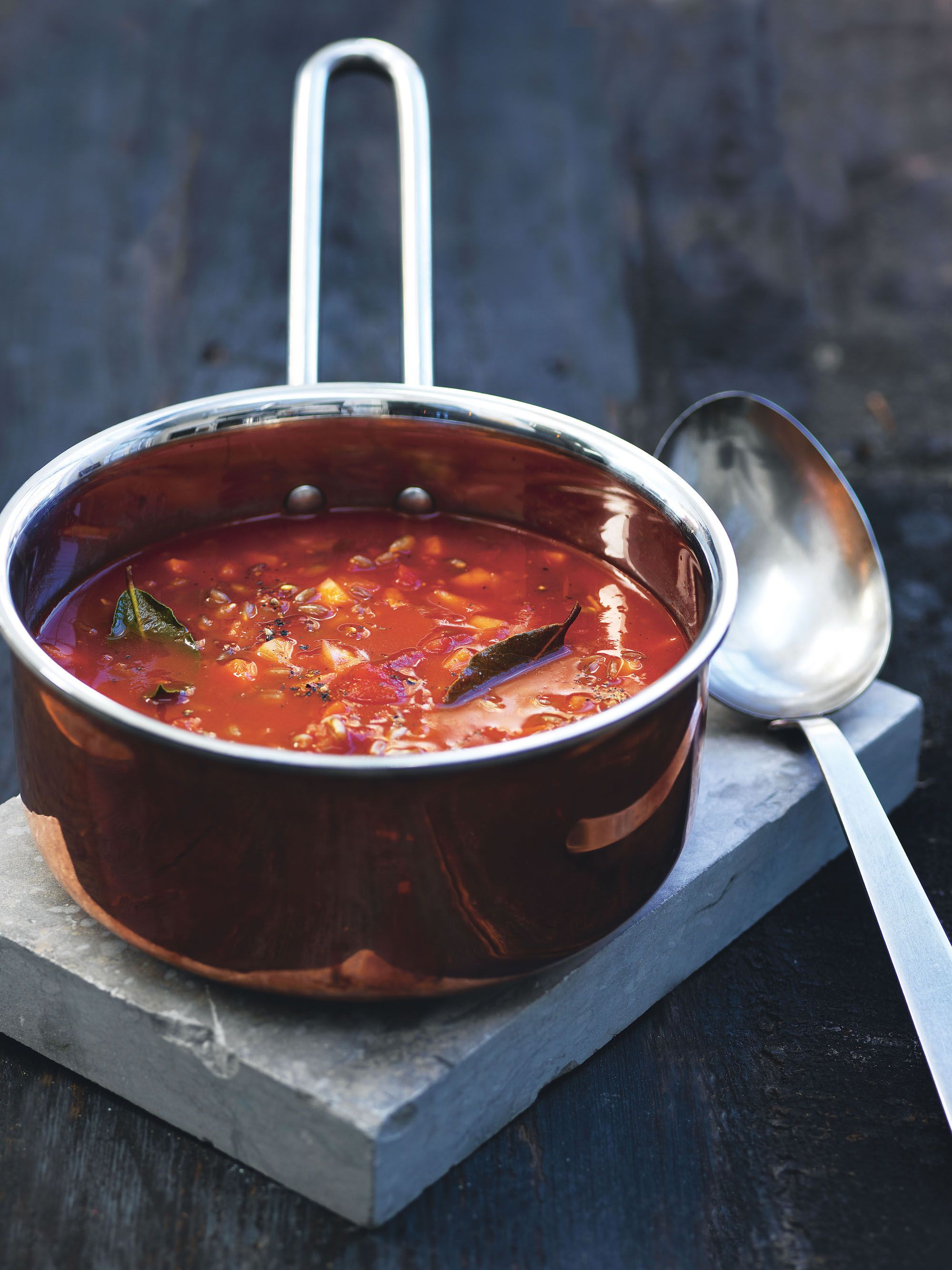 https://hips.hearstapps.com/hmg-prod/images/scandinavian-comfort-food-nordic-tomato-soup-with-rye-1515105507.jpg