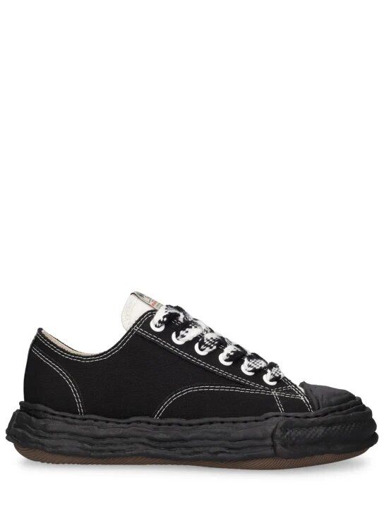 scarpe primavera 2024 sneakers nere quali comprare