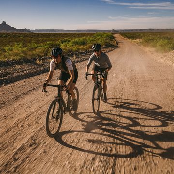 Cycle sport, Cycling, Bicycle, Vehicle, Outdoor recreation, Dirt road, Mountain bike, Recreation, Bicycle pedal, Mountain bike racing, 