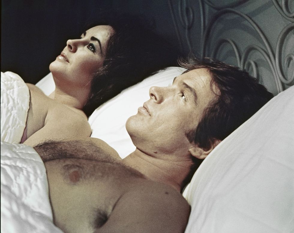warren beatty in bed with liz taylor