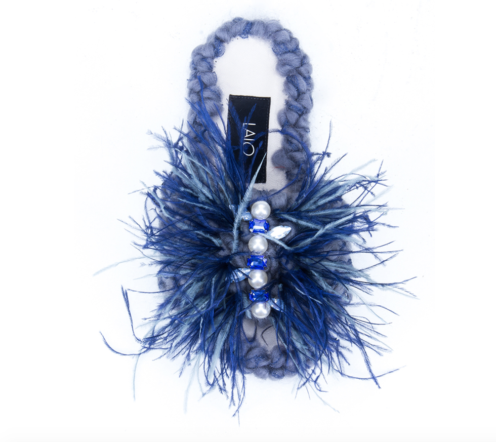 Blue, Feather, Cobalt blue, Fur, Violet, Feather boa, Costume accessory, Fashion accessory, Electric blue, Headpiece, 