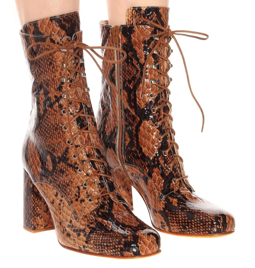 Footwear, Boot, Brown, Shoe, Knee-high boot, High heels, Durango boot, Riding boot, Cowboy boot, Leather, 
