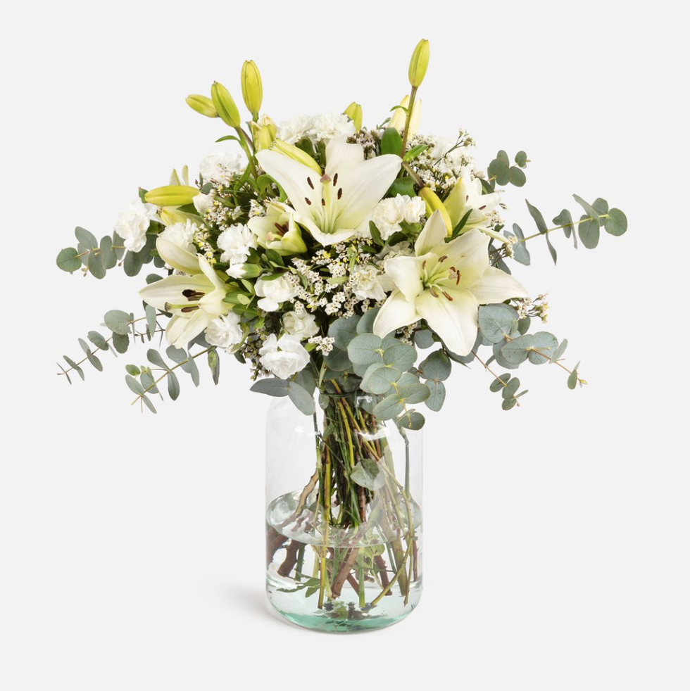 Flower, Bouquet, Cut flowers, Floristry, Vase, Flower Arranging, Plant, Flowerpot, Flowering plant, Floral design, 