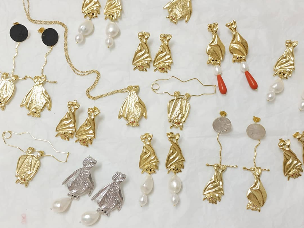 Jewellery, Fashion accessory, Metal, Body jewelry, Gold, 