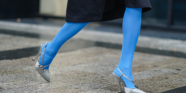 Blue, Human leg, Joint, Electric blue, Cobalt blue, Majorelle blue, Azure, Street fashion, Tights, Aqua, 