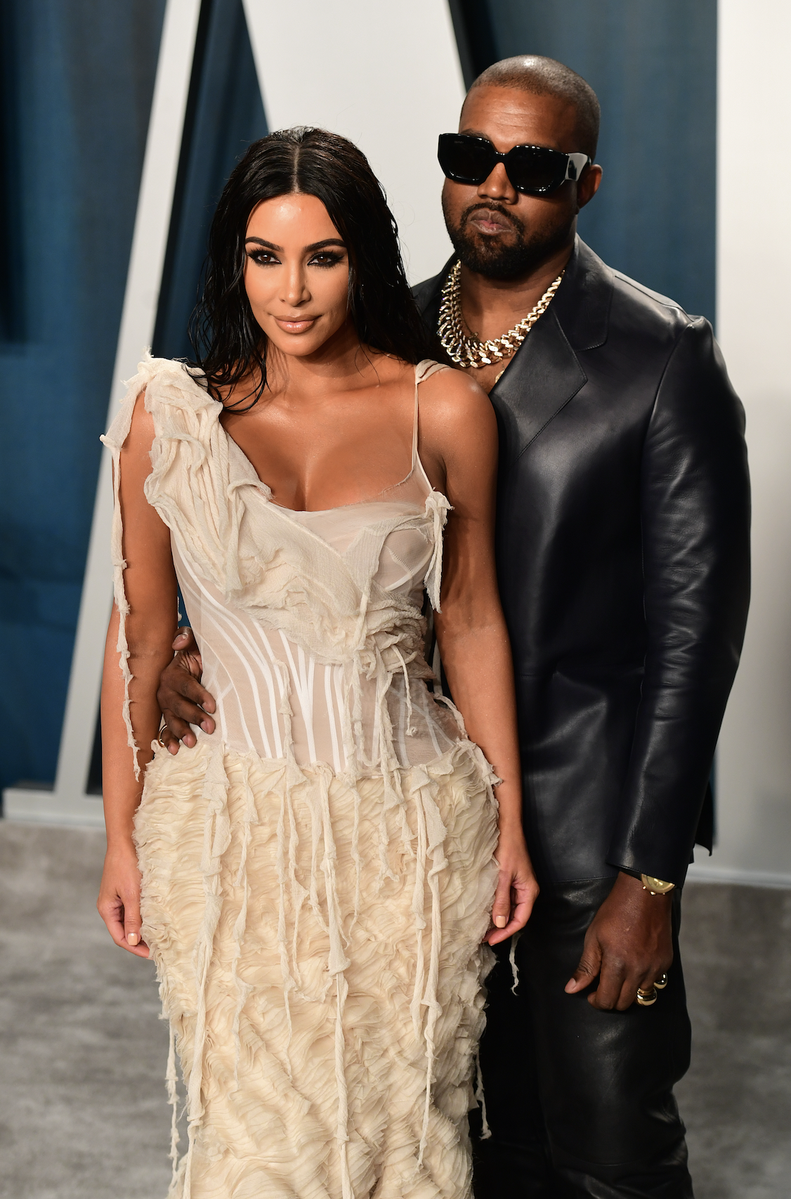 Kanye West si frequenta con la sosia di Kim Kardashian: di chi si tratta?