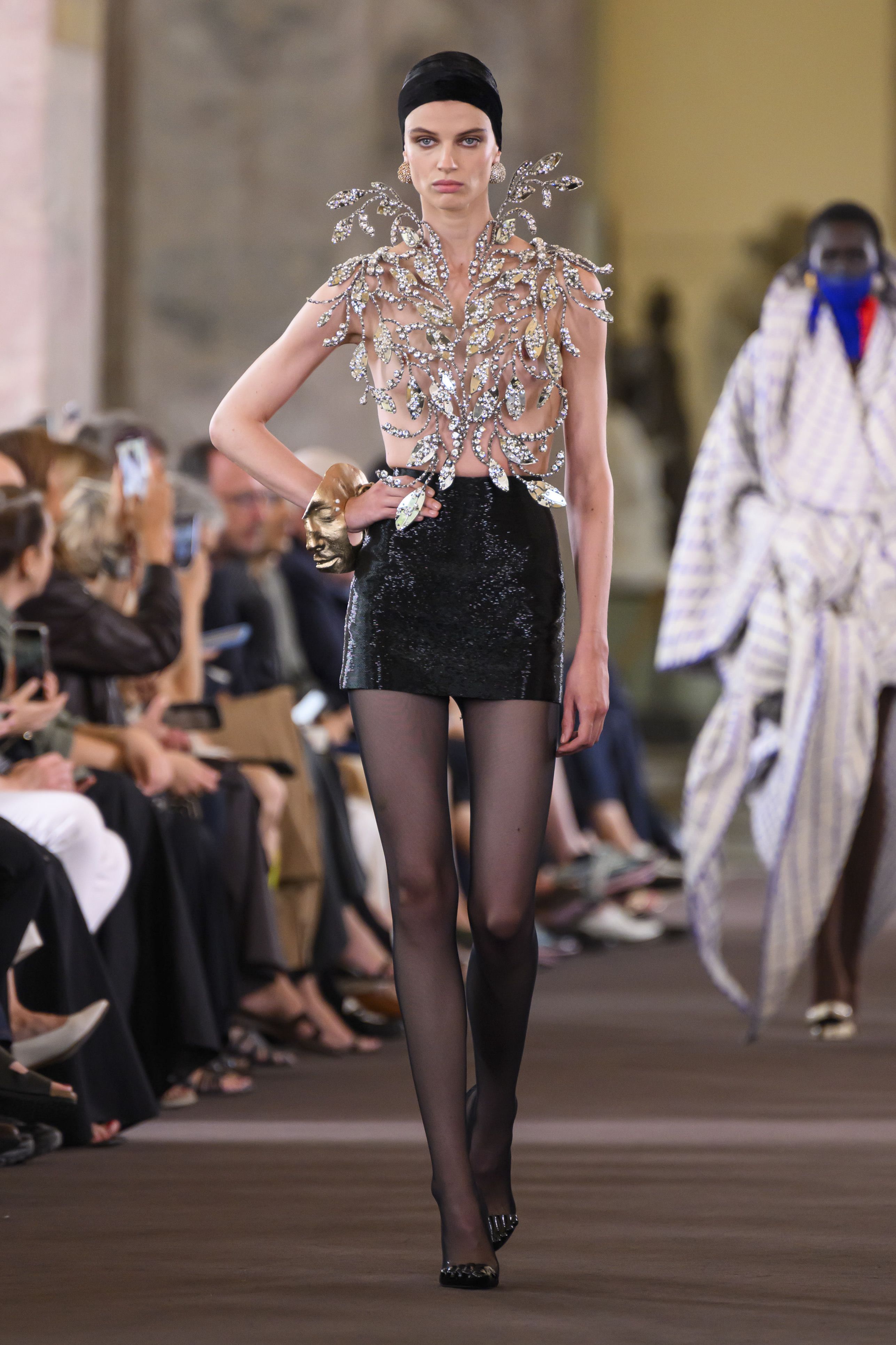 スキャパレリ（SCHIAPARELLI）」の2023-24秋冬オートクチュール