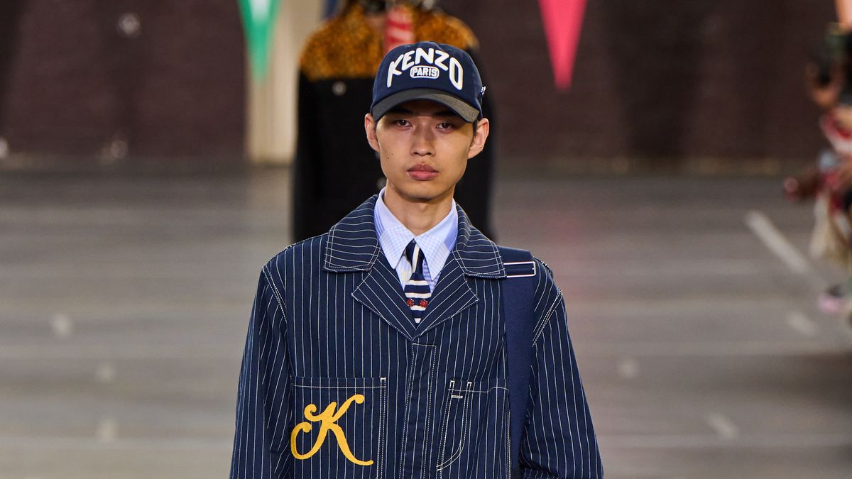 preview for Moschino menswear Spring Summer 2023