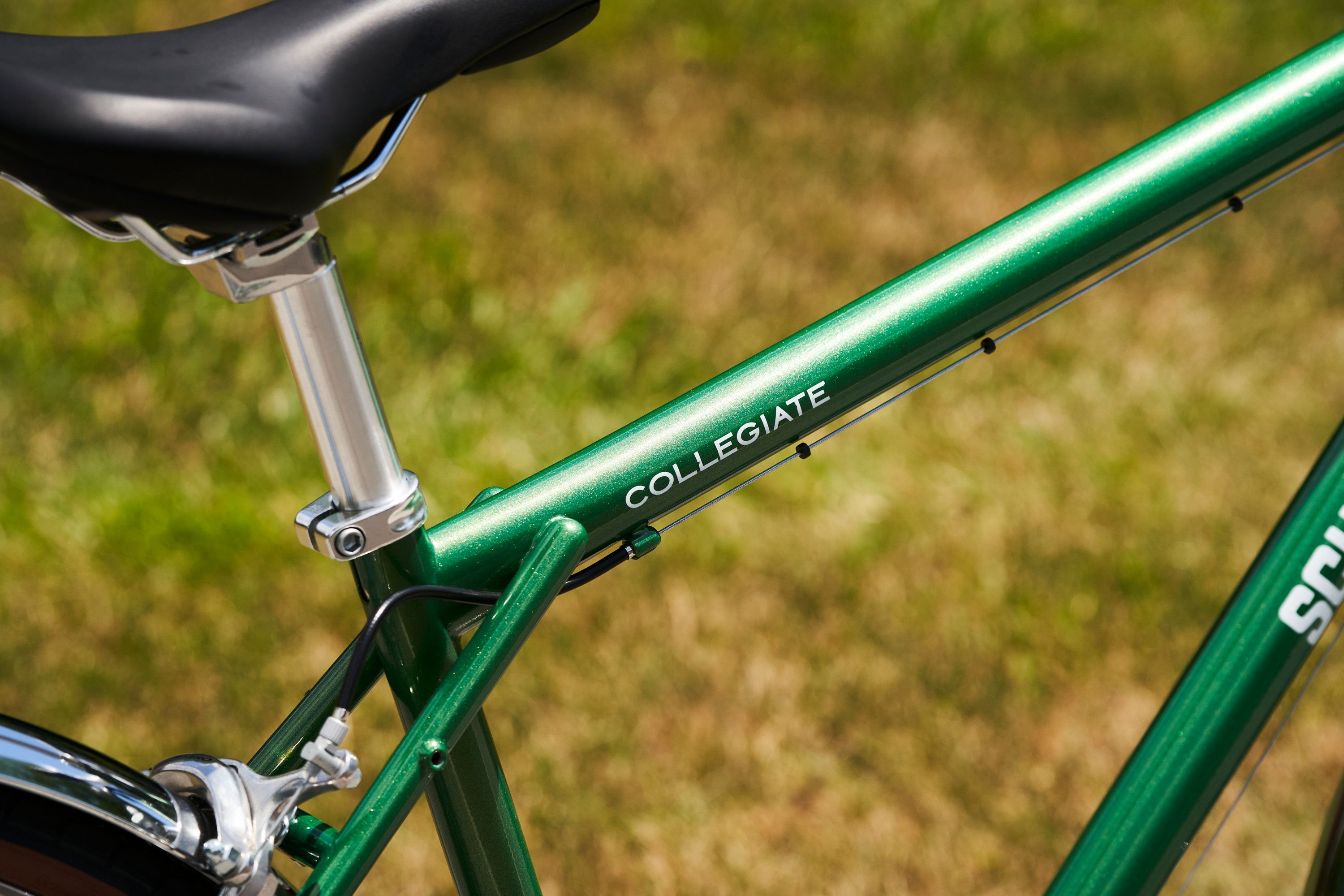 Schwinn collegiate hybrid online bike